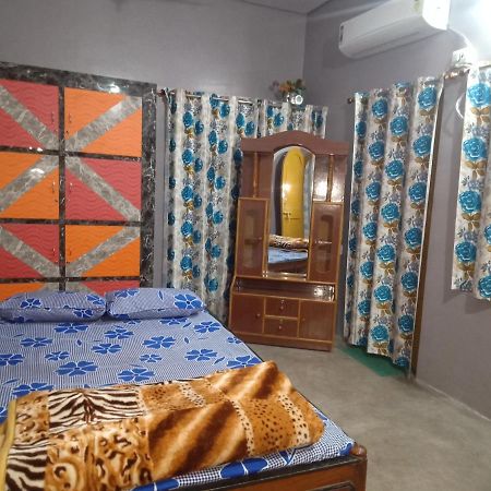 Hostel Relax Homestay Гая Екстериор снимка
