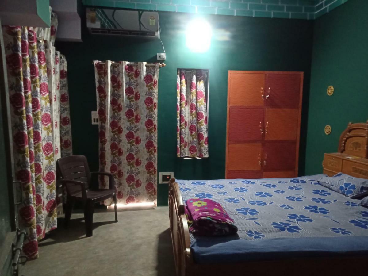 Hostel Relax Homestay Гая Екстериор снимка